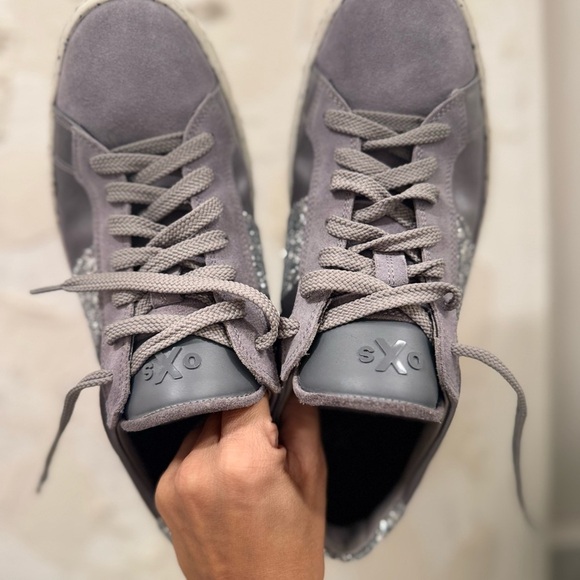 OXS Woobie Gray Silver Satin Suede Glitter Women's Sneaker 9.5 - Picture 8 of 13